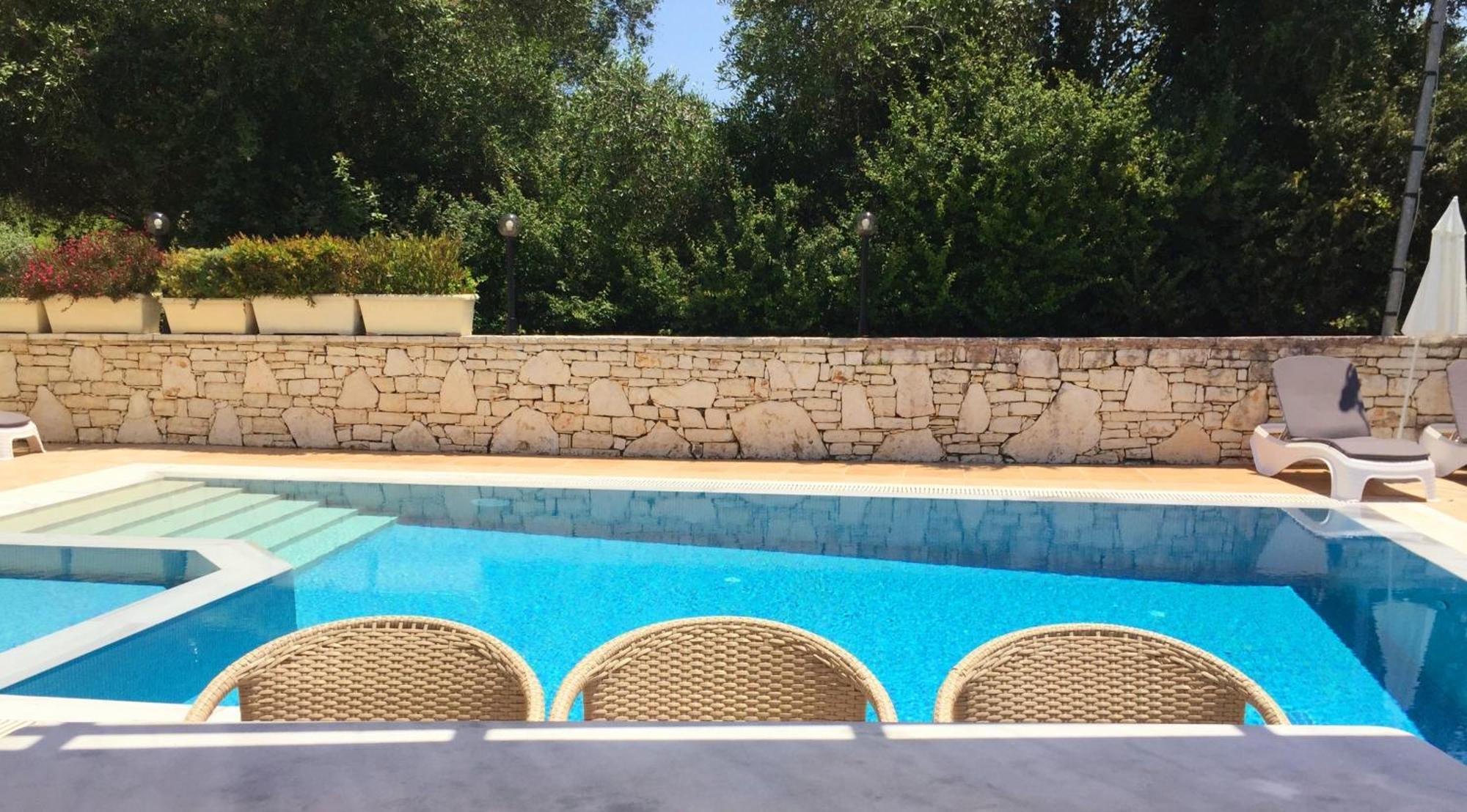 Villa Petrino - Central Flat Location Within Kassiopi. Sleeps 8 Exteriör bild